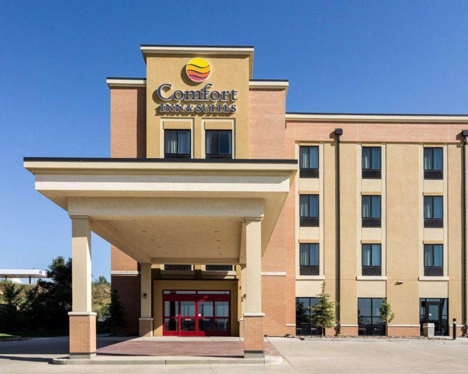 Comfort Inn & Suites Watford City Zewnętrze zdjęcie